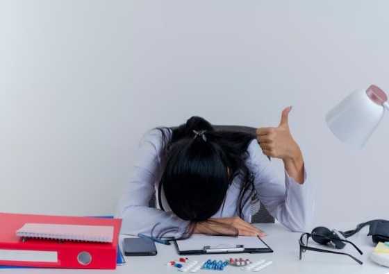 Mengenal Hustle Culture, Gila Kerja yang Menguras Mental 